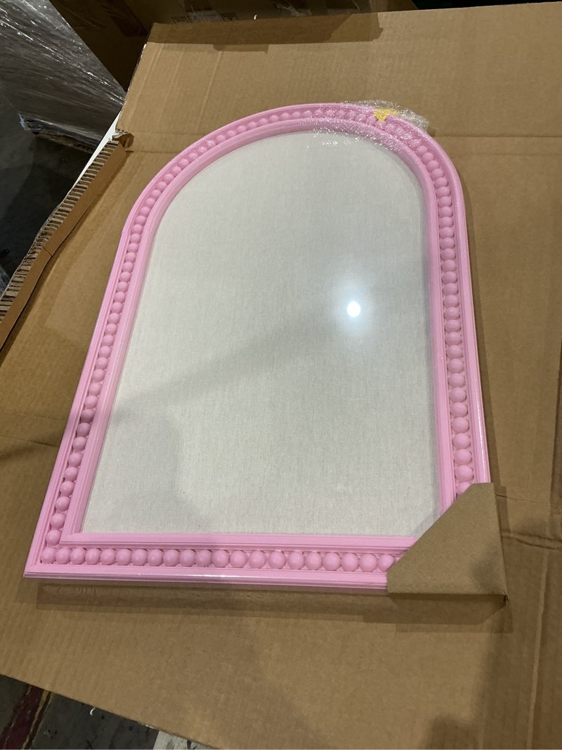Condition photo showing Good Condition for umtiti 16" x 24" linen b... wall organizer, 4060 pink