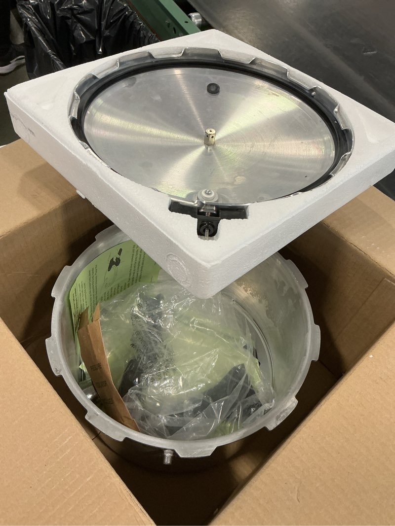 Condition photo showing As Is for Presto 01282 8 Quart Aluminum Pressure Cooker