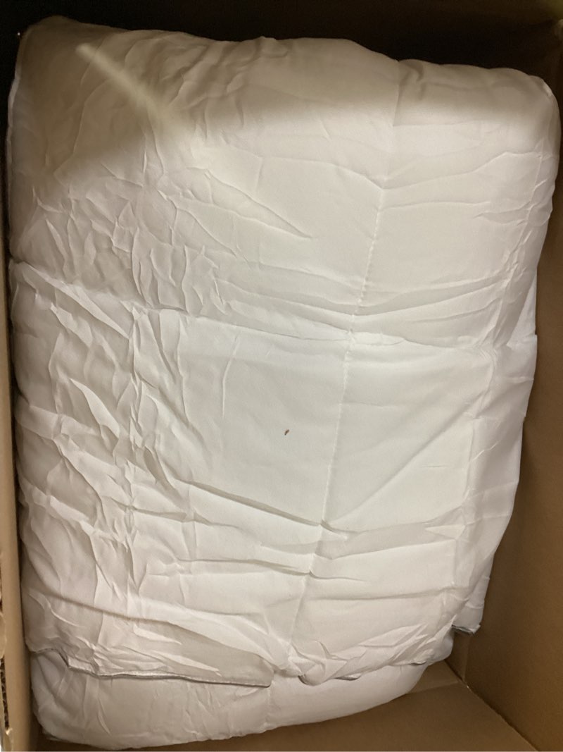 Condition photo showing As Is for MAPLE DOWN Soft King Size Comforter Duvet Insert-Down Alternative Comforter Quilted with Corner Tabs-Lightweight Breathable Brushed Microfiber Machine Washable (King, 106"x90") White King