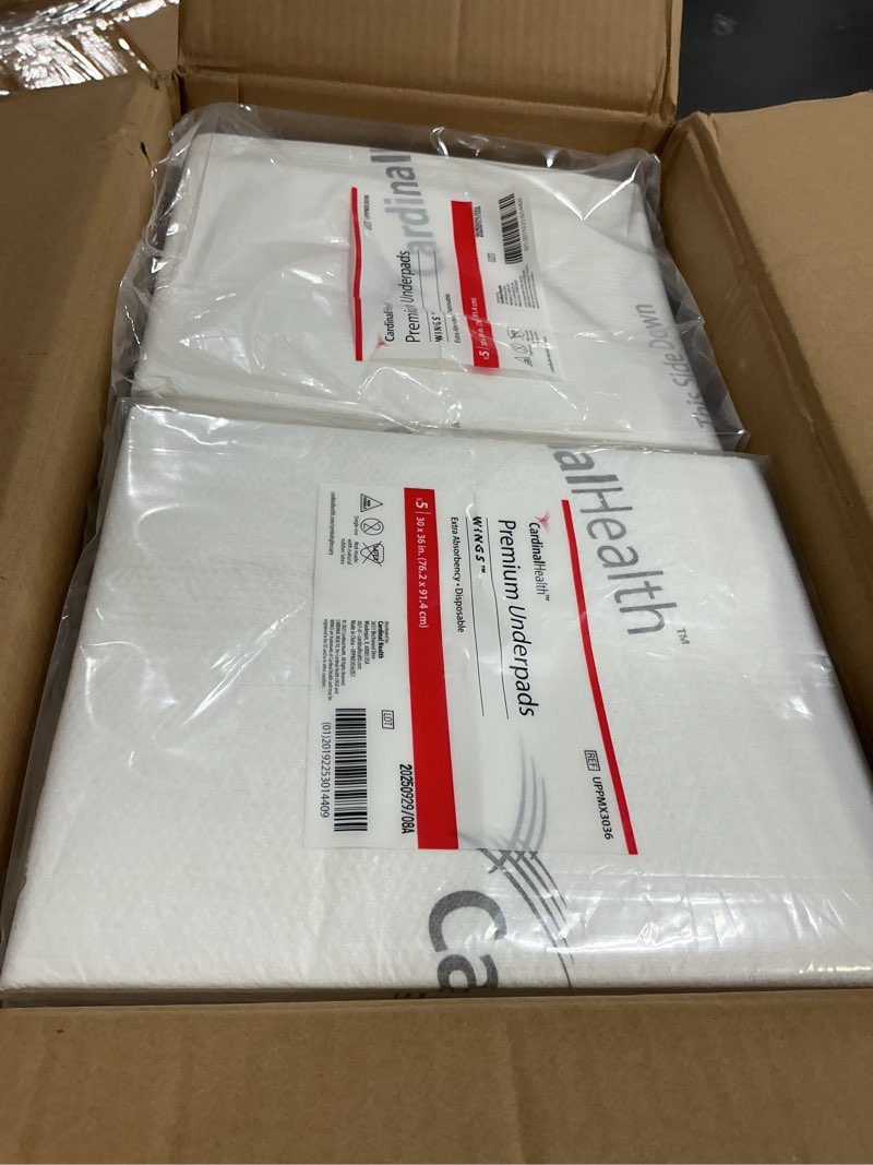 Condition photo showing New/Like New for cardinal health™ wings™ extra absorbency premium underpad, white, 30 x 36in, disposable bed pads, chux pads, adults, elderly, kids - case of 70 30 in x 36 in case of 70