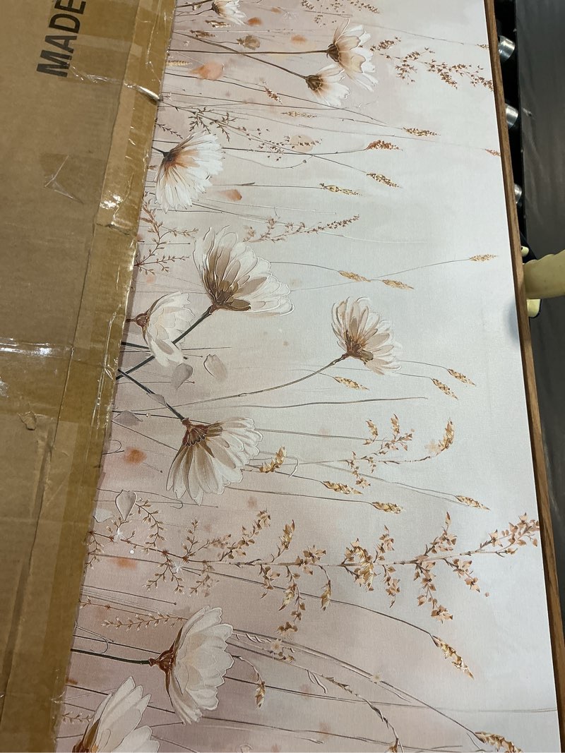 Condition photo showing Good Condition for designq beige wildflowers wall art, 32x24 inches
