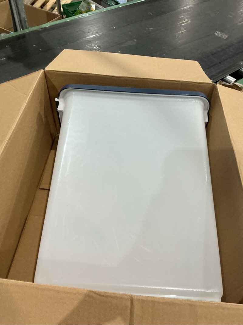 Condition photo showing Good Condition for iris usa airtight dog food storage container, up to 38 lbs, attachable wheels, for dog cat bird and other pet food storage bin, keep fresh, easy mobility, bpa free, navy/pearl 38 lbs - 1 pack navy/pearl