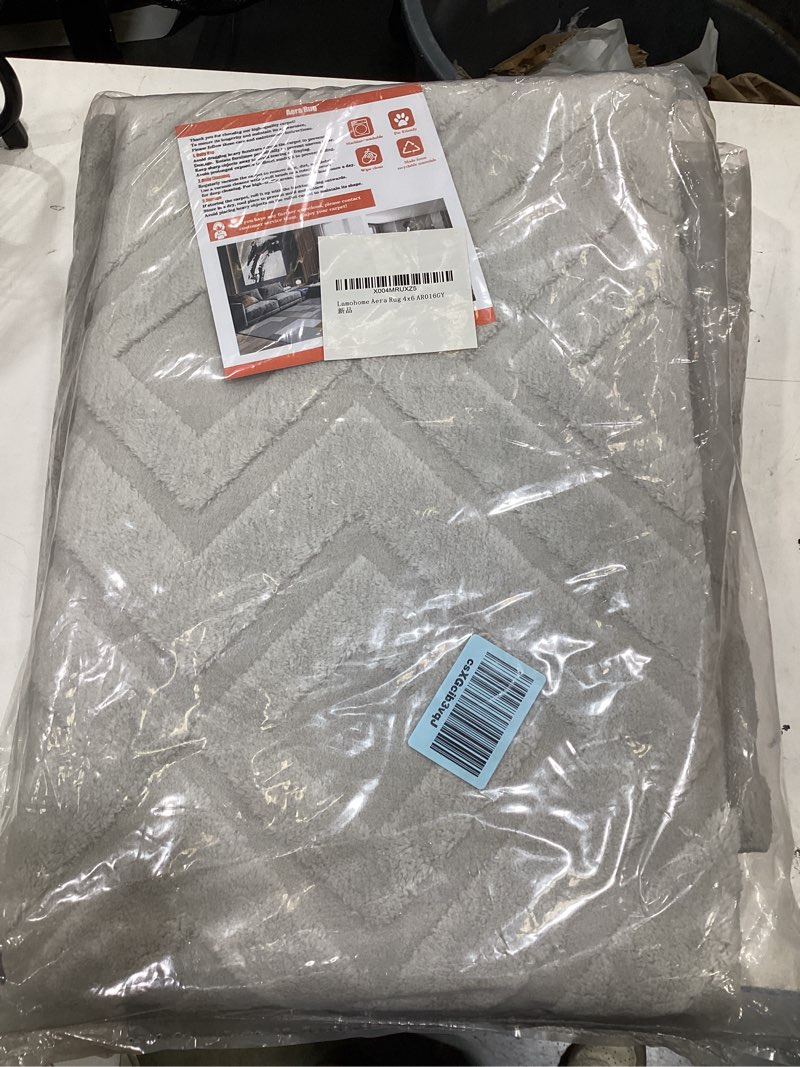 Condition photo showing New/Like New for area rug 4x6,washable area rugs with non-slip tpr backing design,fluffy soft feeling, high traffic,durable,area rug for living room,bedroom,home office,grey grey 4' x 6' (rectangular)