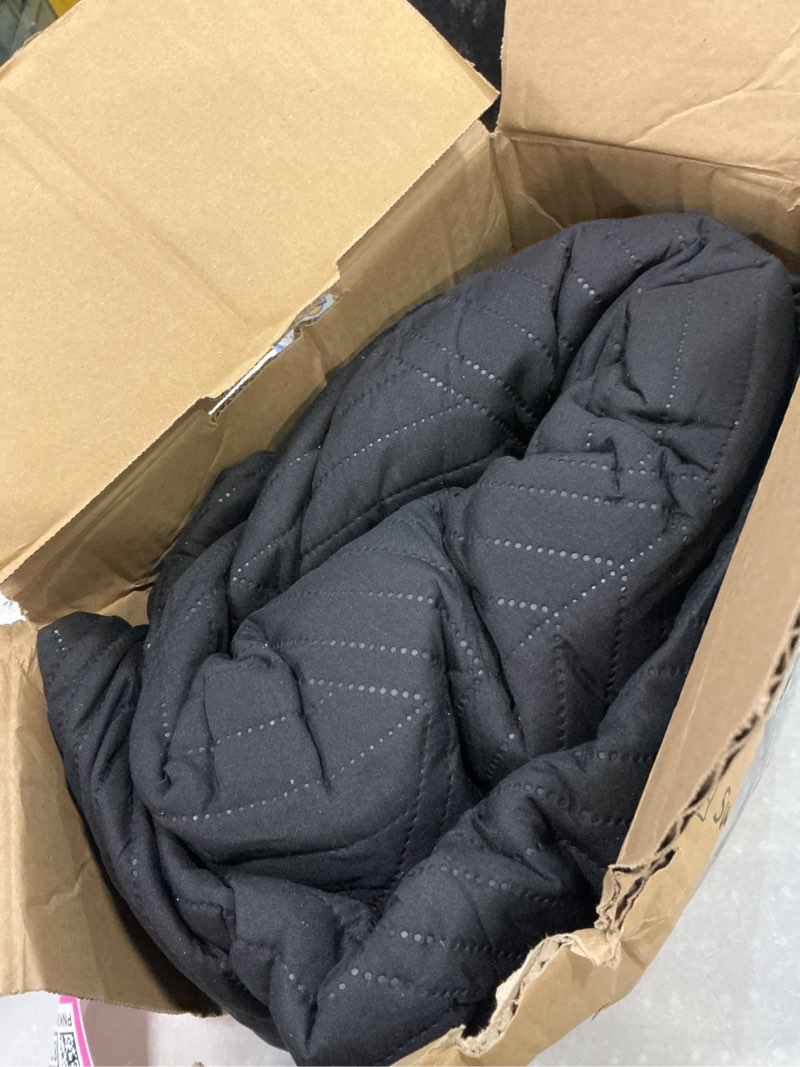 Condition photo showing Good Condition for exclusivo mezcla california king quilt bedding set, lightweight black oversized king bedspreads soft modern geometric coverlet set for all seasons (1 quilt and 2 pillow shams) black cal king (112''x104'')