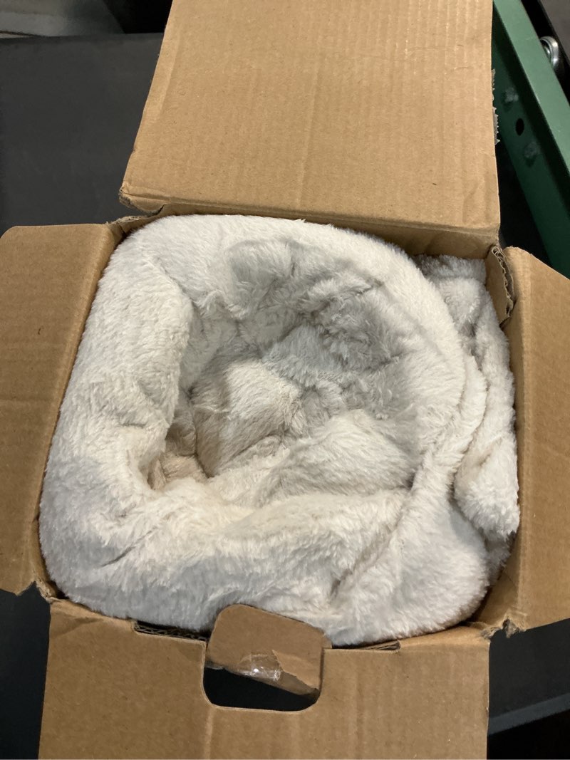 Condition photo showing New/Like New for bedsure gentlesoft twin xl fleece blanket dorm bedding - lightweight soft cozy blankets for bed, sofa, couch, travel, camping, linen, 66"x90" linen twin xl (66" x 90")