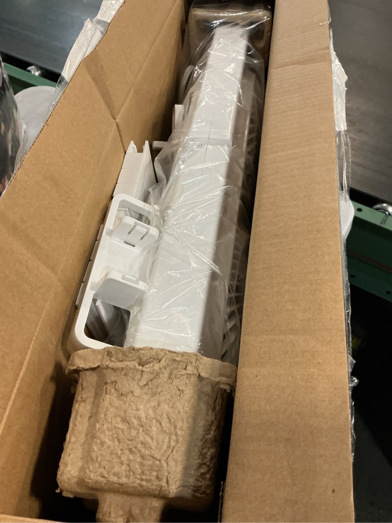 Condition photo showing Good Condition for mainstays 9'' 3-speed, reversable twin window fan, white