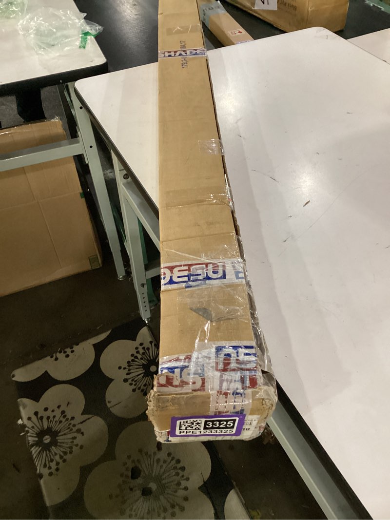 Condition photo showing Good Condition for cordless shades unknow size