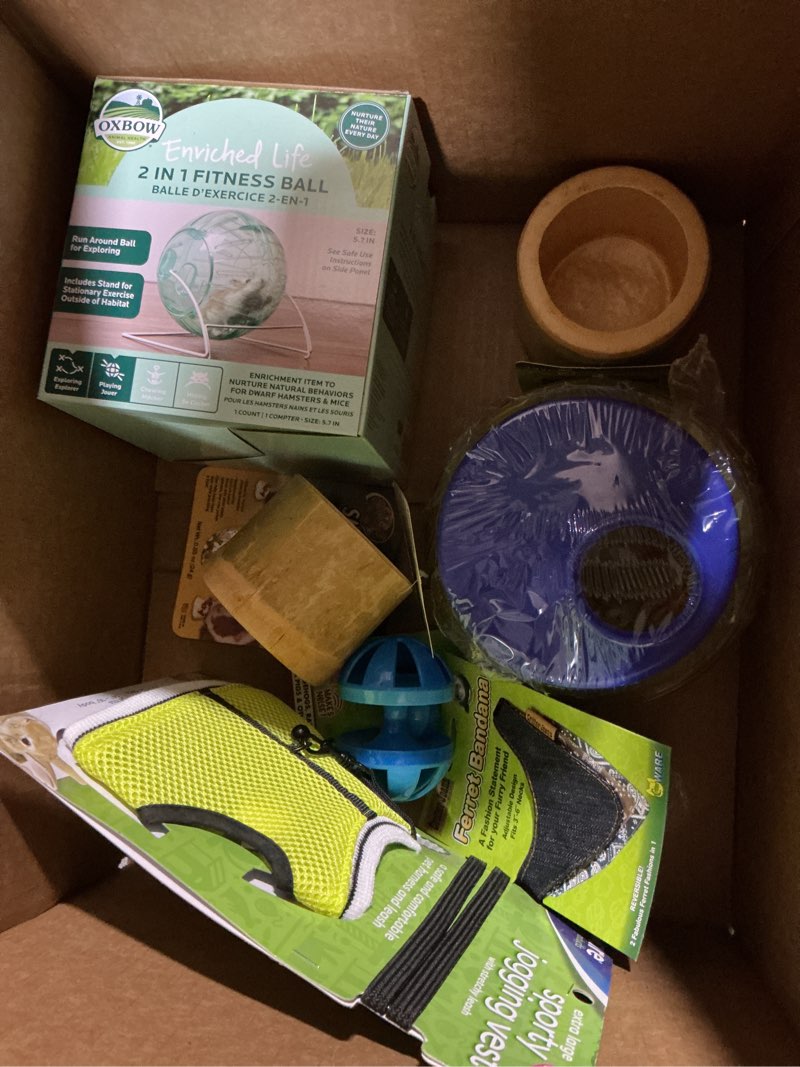 Condition photo showing New/Like New for Assorted Small Animal Supplies