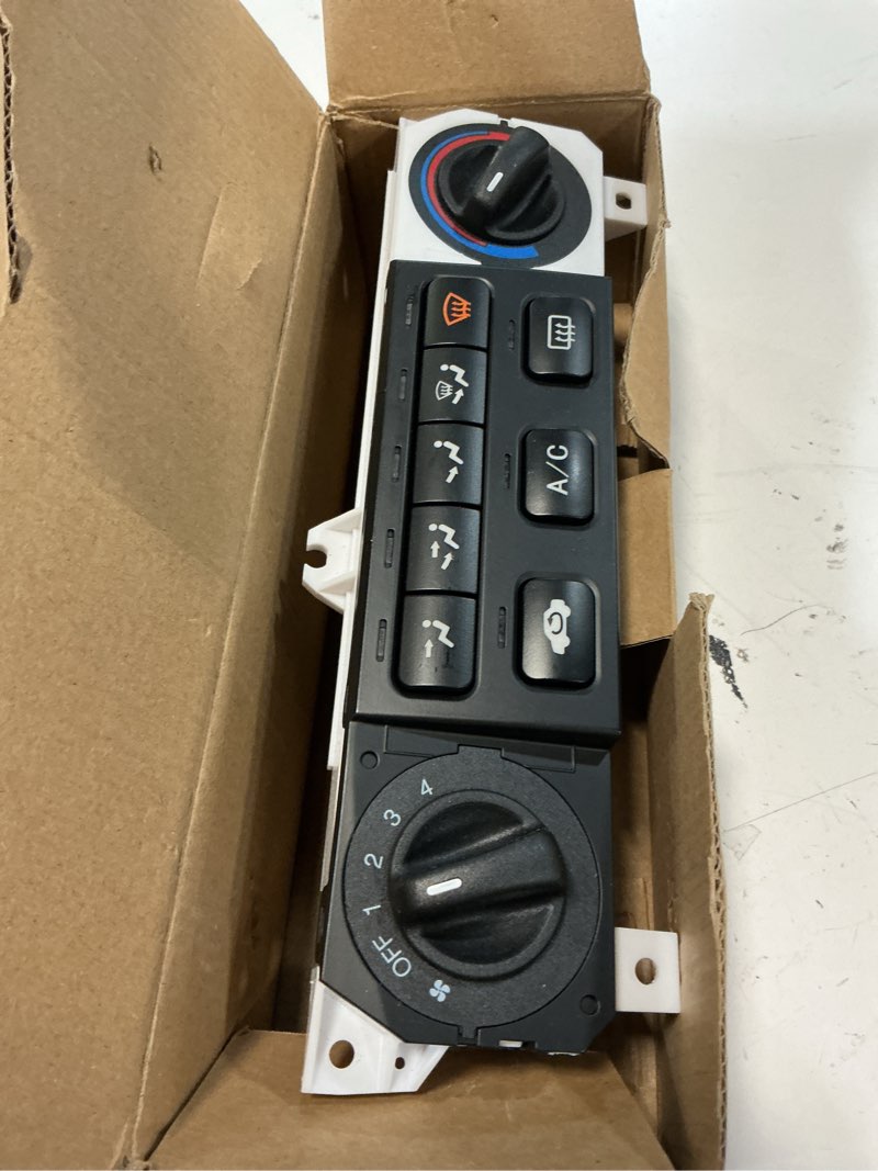 Condition photo showing Good Condition for a/c heater climate control module compatible with 1999-2004 honda odyssey lx 3.5l v6 2001-2002 honda accord 599-269 79600-s0x-a01za 79600-s0x-a02z 79600-s0x-a03za