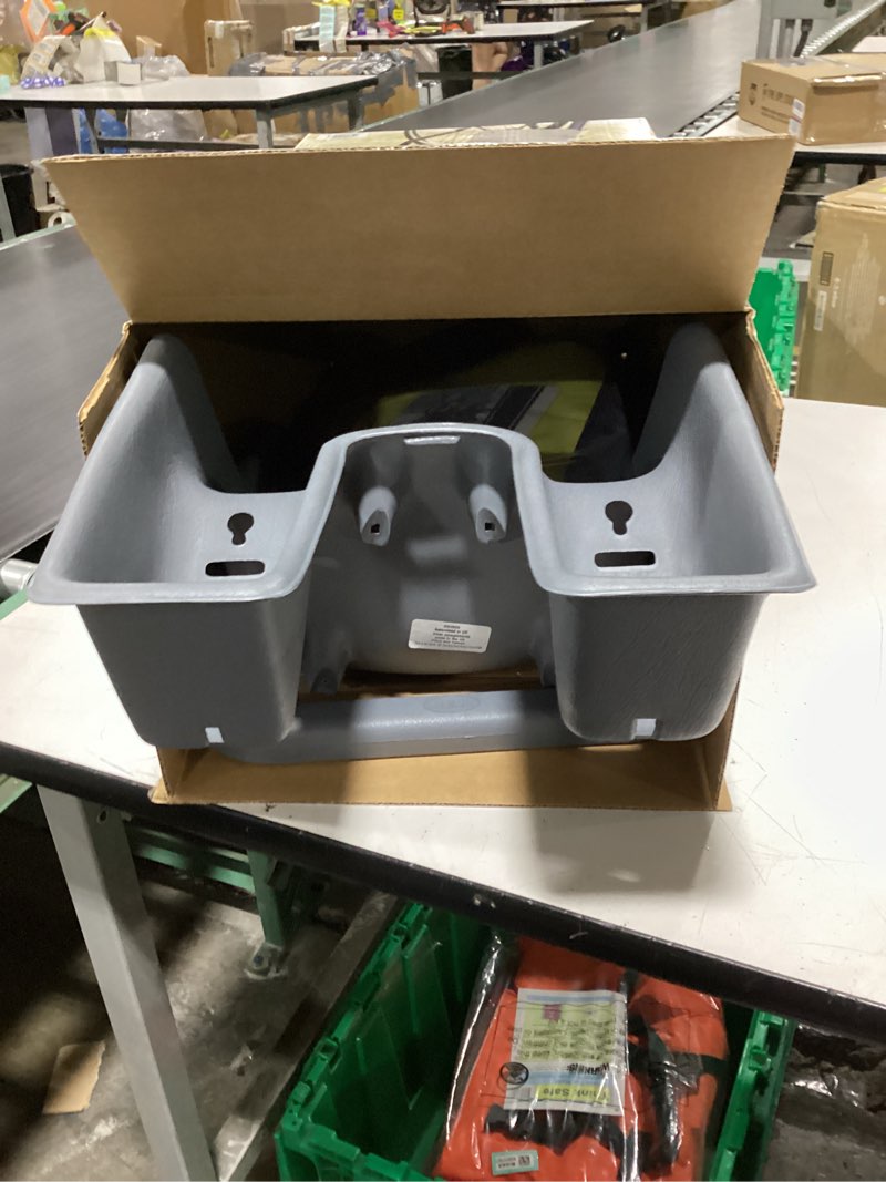 Condition photo showing New/Like New for bell cocoon 300 rear mount child bike seat — 5-point harness, spoke guard, fits 26–27 in bikes, up to 40 lbs, ages 1+
