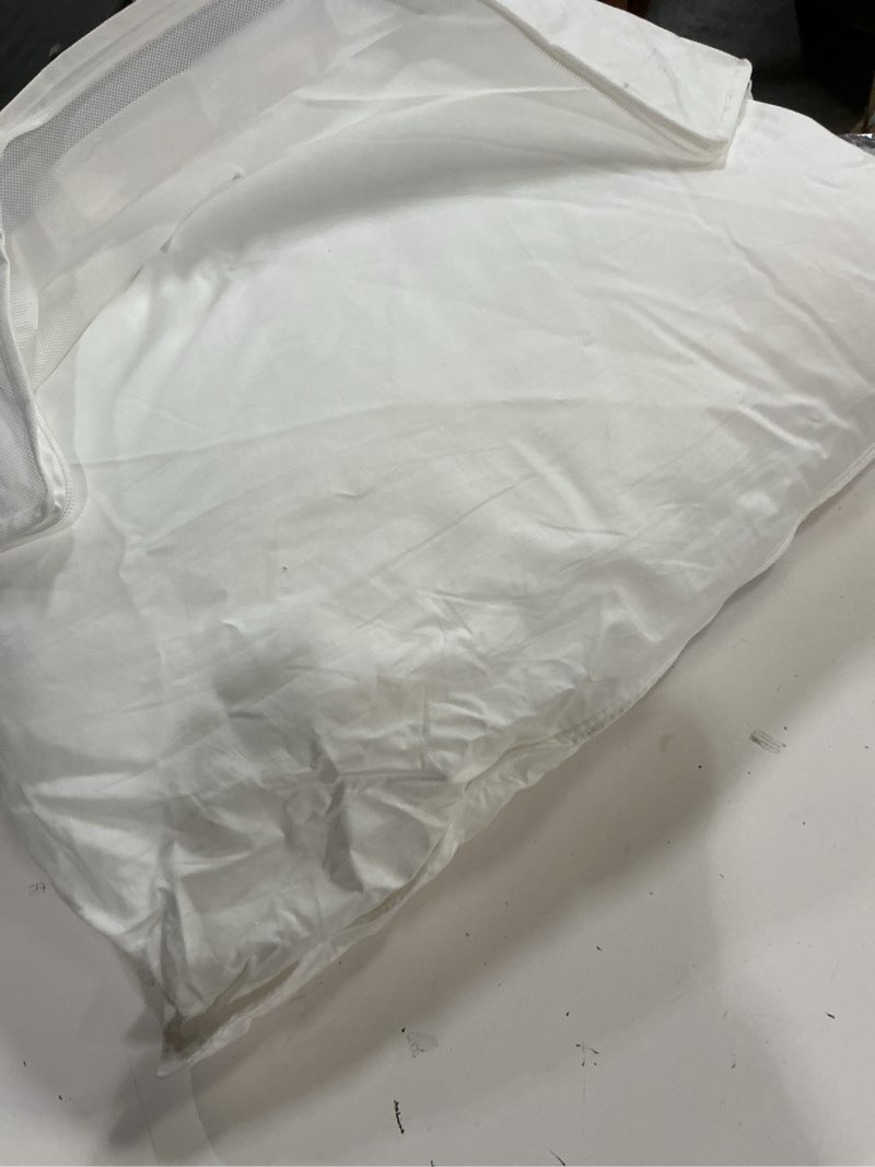 Condition photo showing Good Condition for quince, european premiun down alternative pillow standard /soft medium