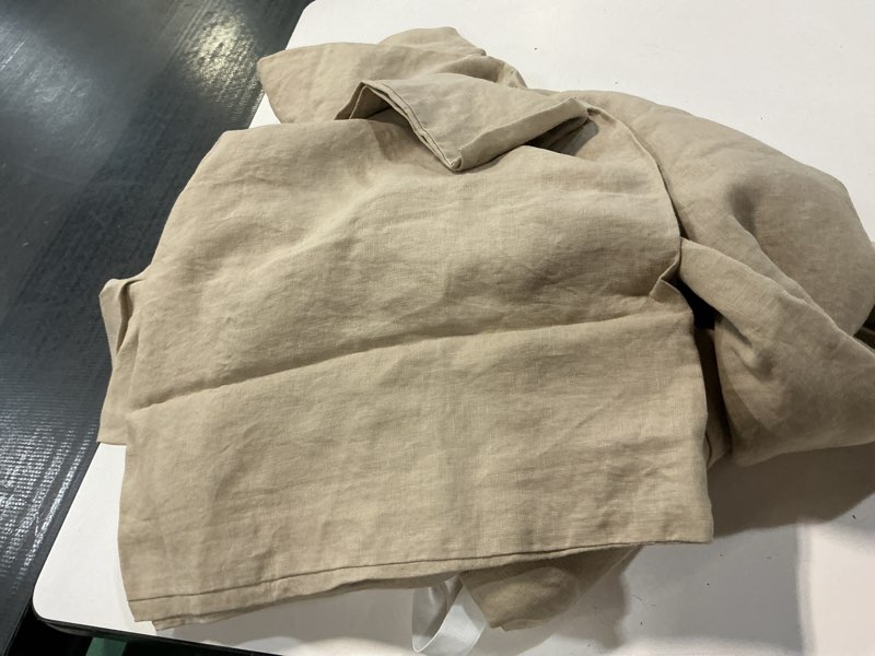 Condition photo showing Good Condition for european linen fitted sheet set, queen, toffee