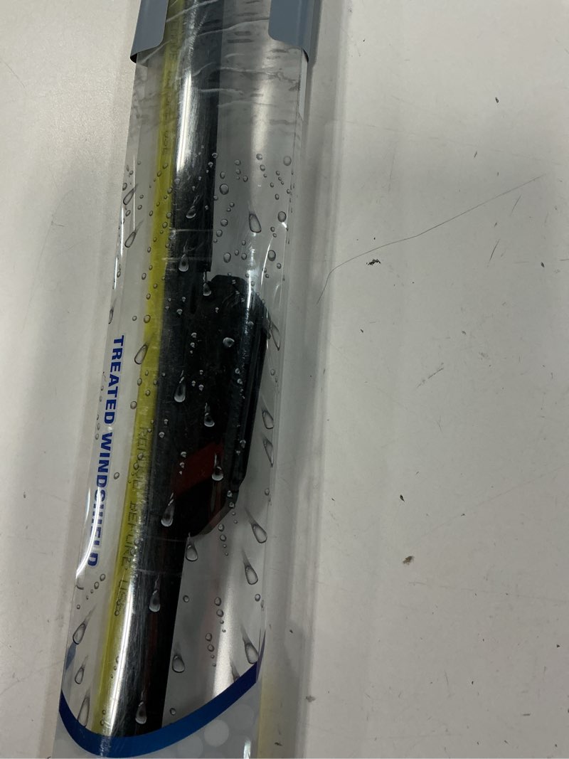 Condition photo showing Good Condition for Rain-X 5079281-2 Latitude 2-In-1 Wiper Blades, 26 Inch Windshield Wipers (Pack Of 1), Automotive Replacement Windshield Wiper Blades With Patented Rain-X Water Repellency Formula 26" Latitude