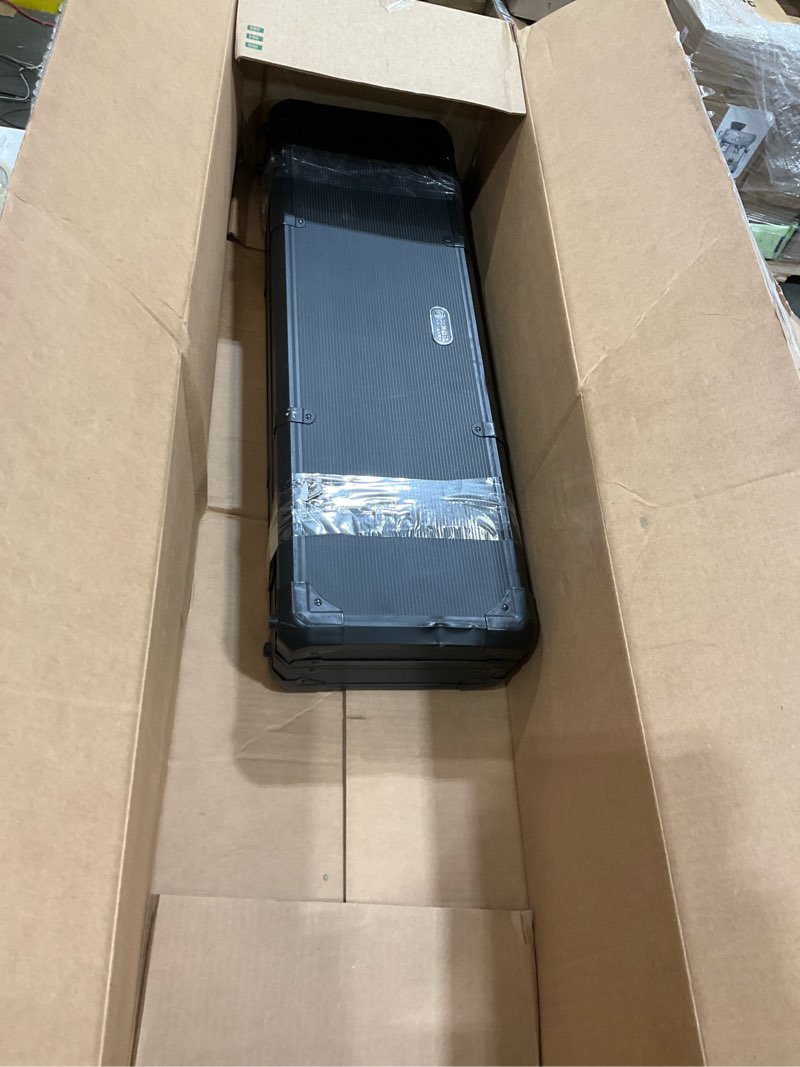 Condition photo showing As Is for ARTGAME 14 Gram Clay Poker Chip Set for Texas Hold’em, 500 Pcs Casino Style Chips, with K-Type Aluminum Case and Dealer Buttons. 500 Chips With Numbered Values