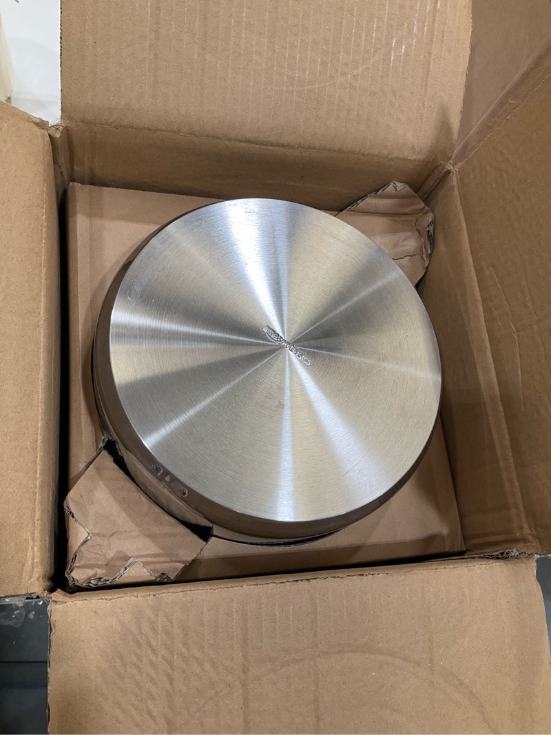 Condition photo showing Good Condition for Amazon Basics Stainless Steel Stock Pot with Lid, 8 Quart, Even Heating, Easy to Clean, Silver