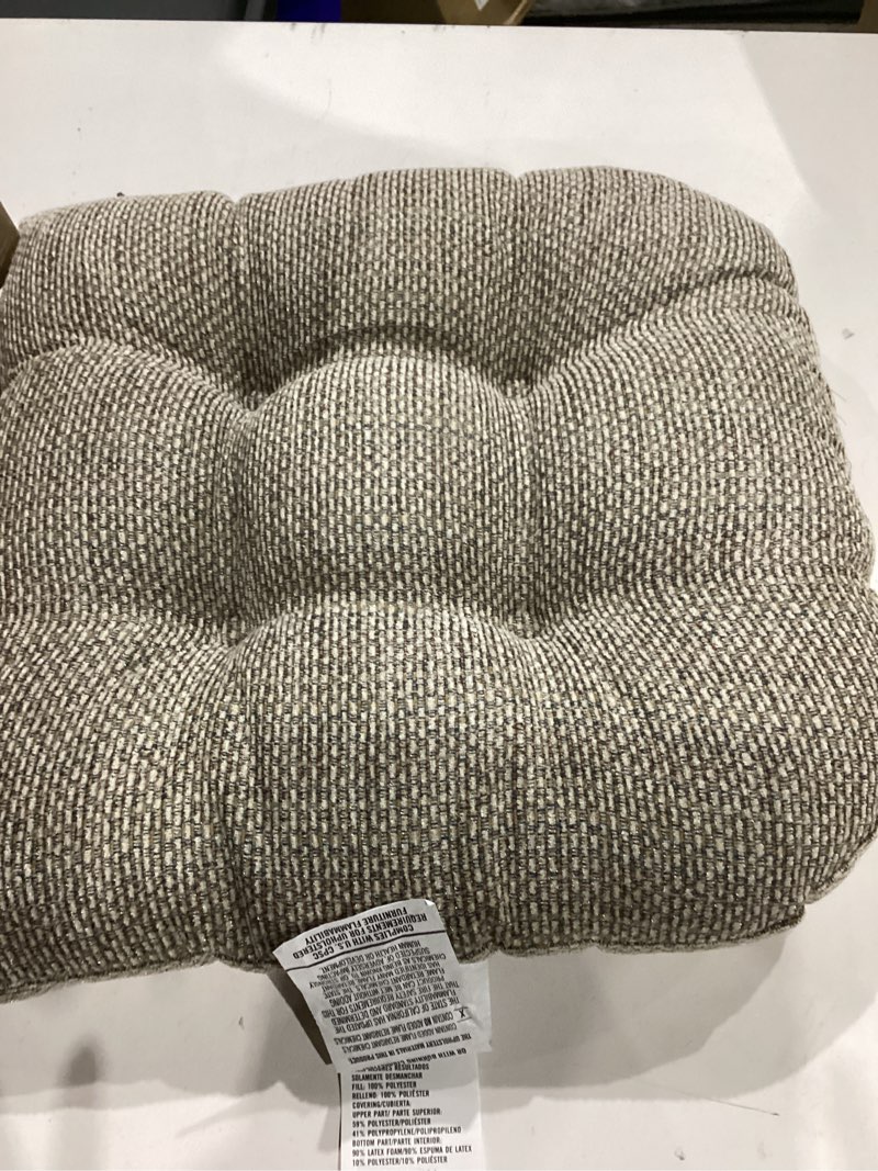Condition photo showing Good Condition for toque la imagen para ampliarla                      downluxe      cojines acolchados para sillas de comedor paquete de 8 almohadillas para sillas de interior con fondo antideslizante, cojines para sillas de cocina en forma de u,