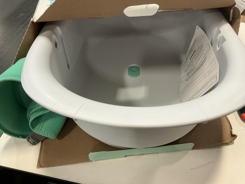 Condition photo showing Good Condition for Frida Baby 4-in-1 Grow-with-Me Baby Bathtub, Baby Tub for Newborns to Toddler with Removable Bath Seat & Backrest for Bath Support in Tub Bath Tub