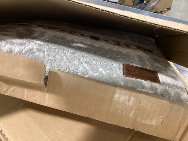 Condition photo showing Good Condition for pendleton jacquard blanket robe silver bark one size