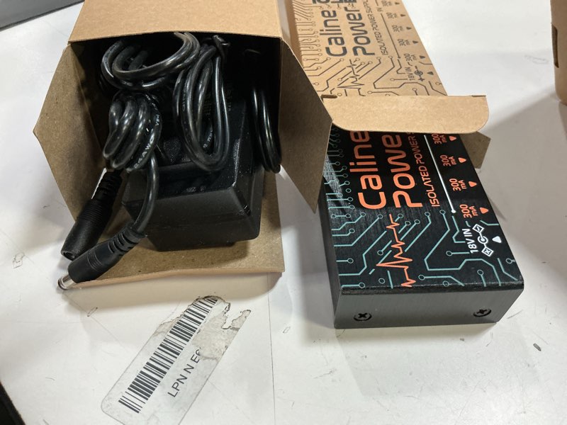 Condition photo showing Good Condition for caline cp-205 guitar pedal power supply, dc 9v true isolated pedalboard power supply with 8 totally isolated outputs(300ma/500ma), noiselessly