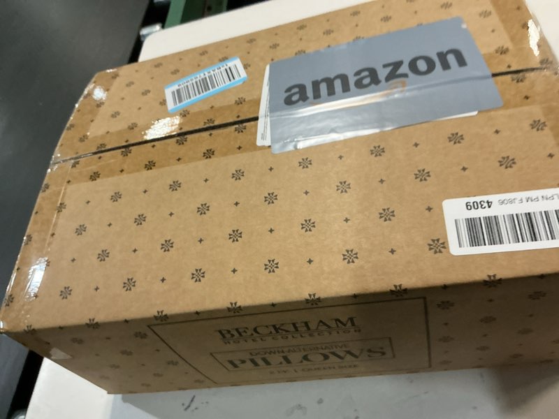 Condition photo showing New/Like New for Beckham Hotel Collection Bed Pillows Standard/Queen Size Set of 2 - Original Soft Down Alternative Pillow for Sleeping - Soft Support for Back, Stomach or Side Sleepers Queen / Standard White