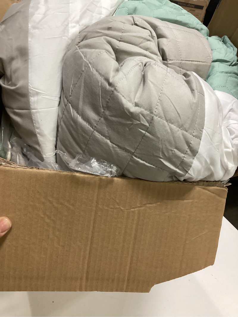 Condition photo showing Good Condition for 510 design cozy comforter set - geometric honeycomb design, all season down alternative casual bedding with matching shams, decorative pillows, king(104"x92"), seafoam/grey 8 piece king tinsley seafoam/grey