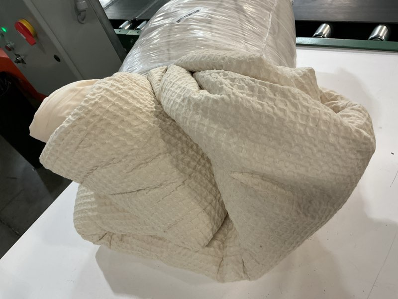 Condition photo showing New/Like New for Bedsure Waffle Comforter Set King, Beige Soft Bedding, Waffle Weave Bed Set, 3 Pieces, 1 Comforter (104"x90") and 2 Pillow Shams, Cotton Shell and Polyester Lining for All Seasons King 07 - Beige