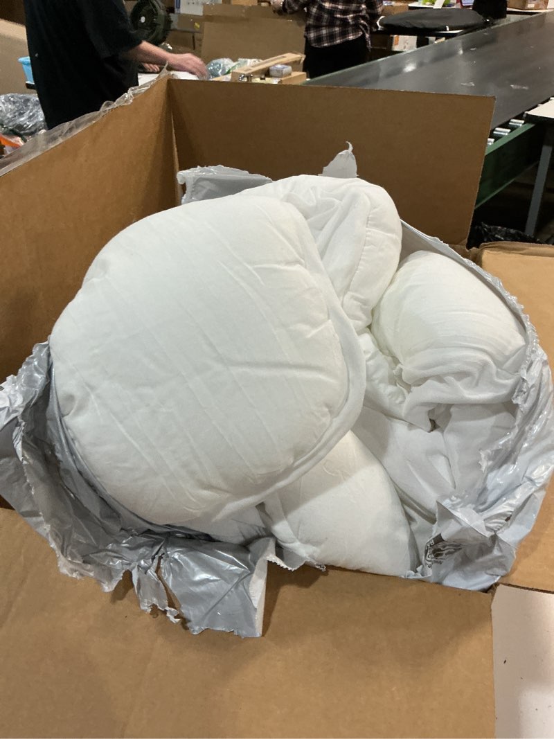 Condition photo showing As Is for MATBEBY King Size Mattress Pad - Cooling Breathable Mattress Topper, Quilted Fitted Mattress Protector, Pillow Top Mattress Cover with 8-21" Deep Pocket, Soft, Machine Washable, White, 78x80 Inches White - Checkered King