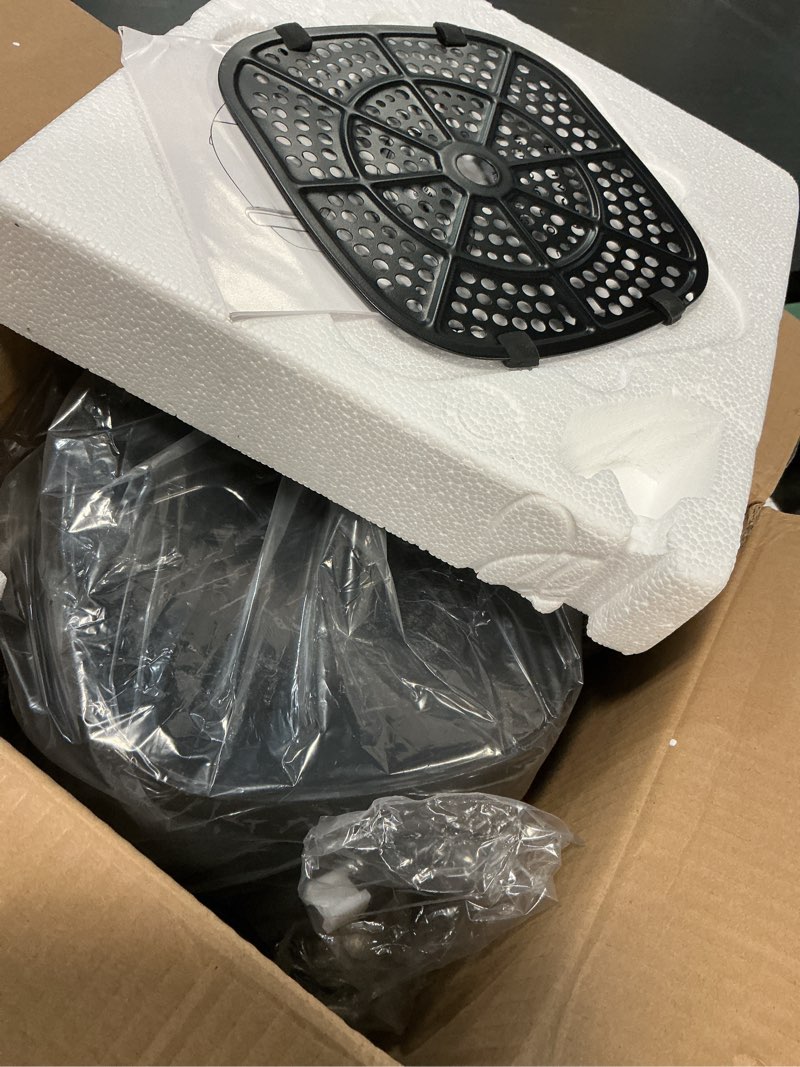 Condition photo showing Good Condition for air fryer, 6-in-1 pro air fry, roast, bake, broil, wings, fries, fits up to 2.5lbs of food, 400°f max temp, nonstick coating, 3.5qt, 120v, black