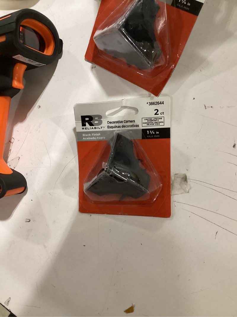 Condition photo showing Good Condition for RELIABILT 1.75-in x 1.75-in x 1.75-in Black Steel Corner brace 2 -Pack