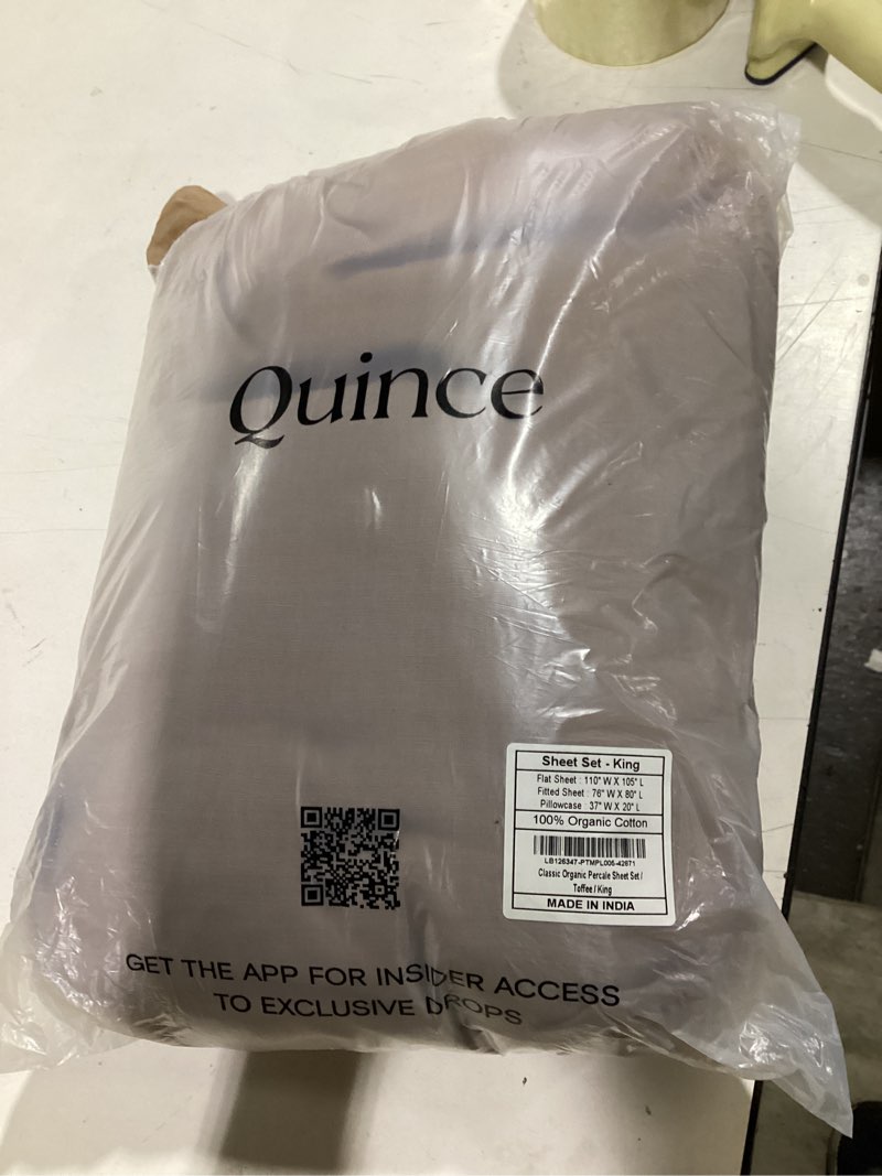 Condition photo showing Good Condition for king 100%cotton sheet set toffee color quince