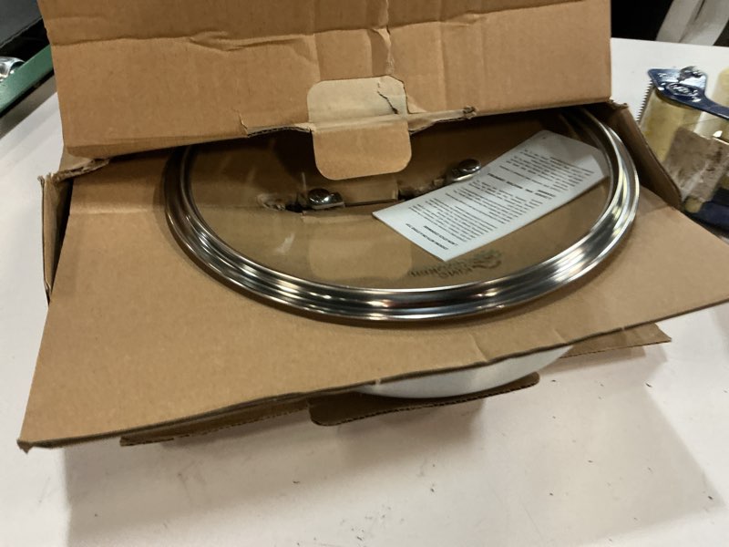 Condition photo showing New/Like New for cooker king 10-inch wok with lid, hybrid nonstick wok professional grade, stainless steel woks & stir-fry pans, stay-cool handle, dishwasher & oven-safe,compatible with all cooktops