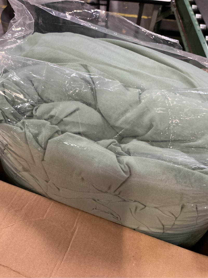 Condition photo showing Good Condition for bedsure super king size comforter set, sage green soft prewashed bedding for all seasons, 3 pieces gentlesoft™ bed set, 1 lightweight comforter (120"x120") and 2 pillowcases (20"x36") super king(120"x120") 11 - sage green
