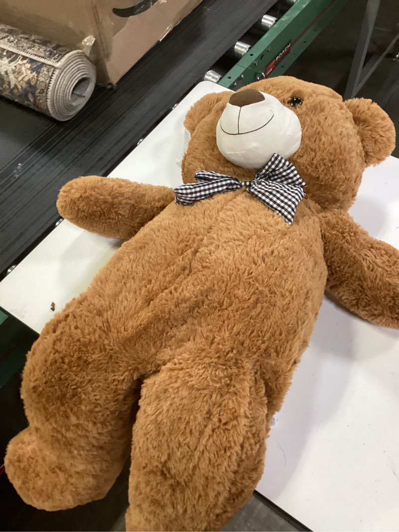 Condition photo showing Good Condition for MaoGoLan Giant Brown Teddy Bear 4 Feet,Adorable and Cuddly Big Bear Stuffed Animal 47", Classic Teddy Bear Plush Gift Decoration for Baby Shower,Party,Birthday,Valentines Day Dark Brown 47 inches