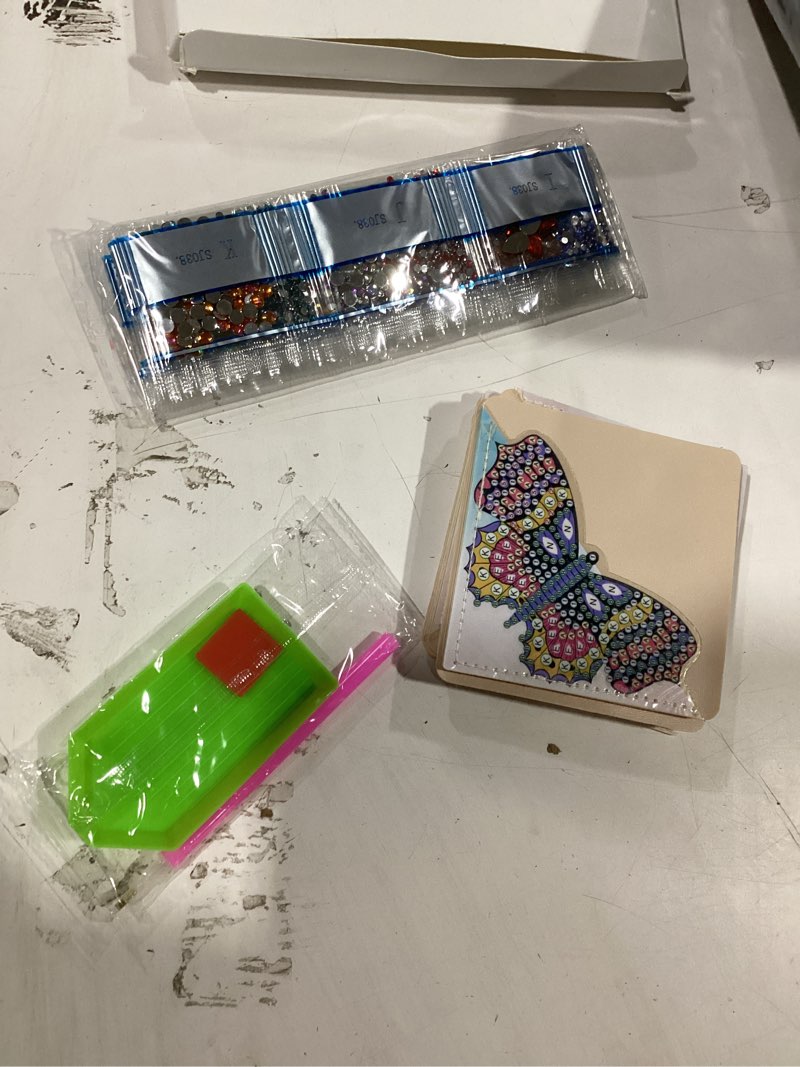 Condition photo showing Good Condition for ireer 12 pcs 5d diamond painting corner bookmark rhinestone pu leather diamond painting bookmark triangle art bookmarks for home office beginner adults birthday mother gift(butterfly style)