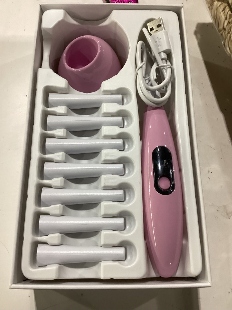 Condition photo showing Good Condition for sonic dermaplane razor for women face,women’s facial exfoliation & peach fuzz hair removal system,anti-aging–3 speeds–8 dermaplaning blades–rechargeable,sonic dermaplaning tool