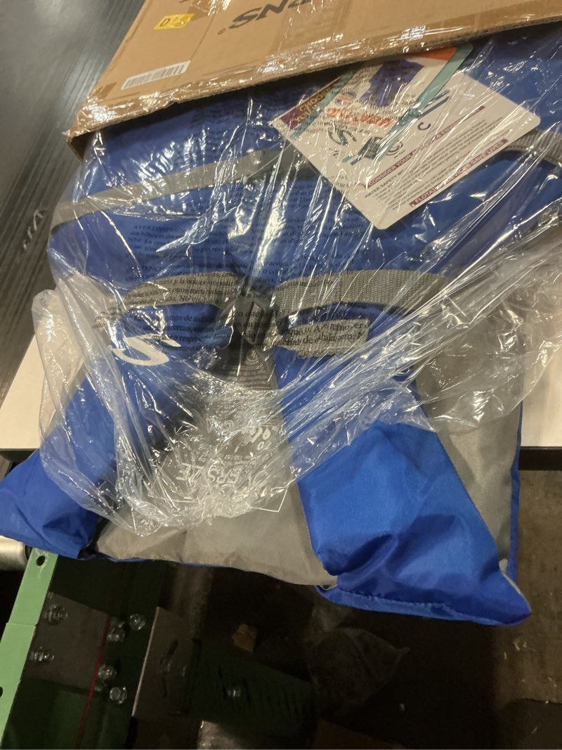 Condition photo showing New/Like New for Stearns Adult Unisex Classic Series Life Jackets and Vest  Size Large  Blue