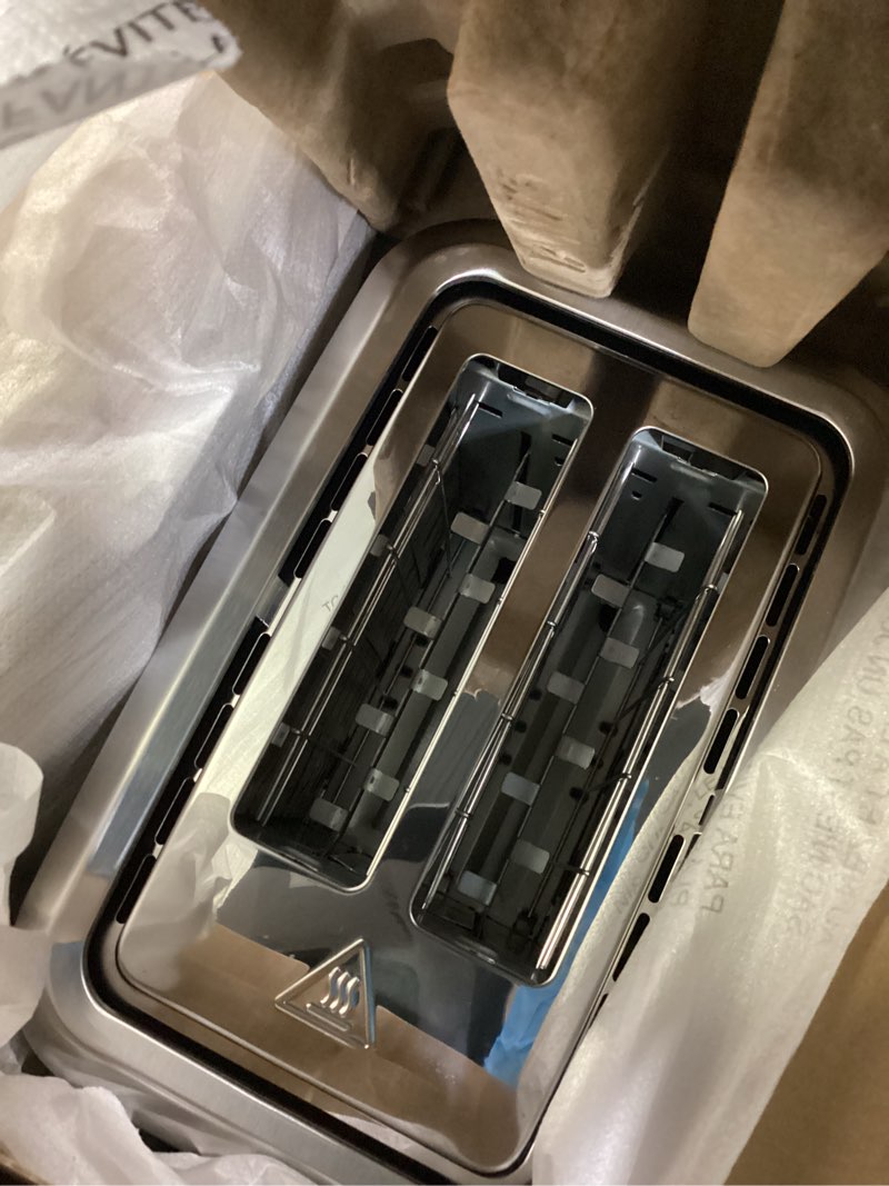 Condition photo showing New/Like New for Gourmia 2 Slice Toaster – 6 Browning Levels with Bagel and Defrost Mode, One-Touch Toasting, Removab