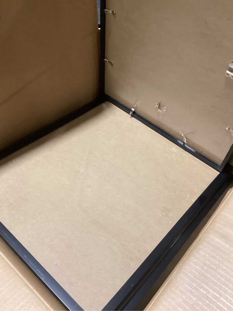 Condition photo showing Good Condition for upsimples 16x20 picture frame set of 5, display pictures 11x14 with mat or 16 x 20 without, wall gallery poster frames, black