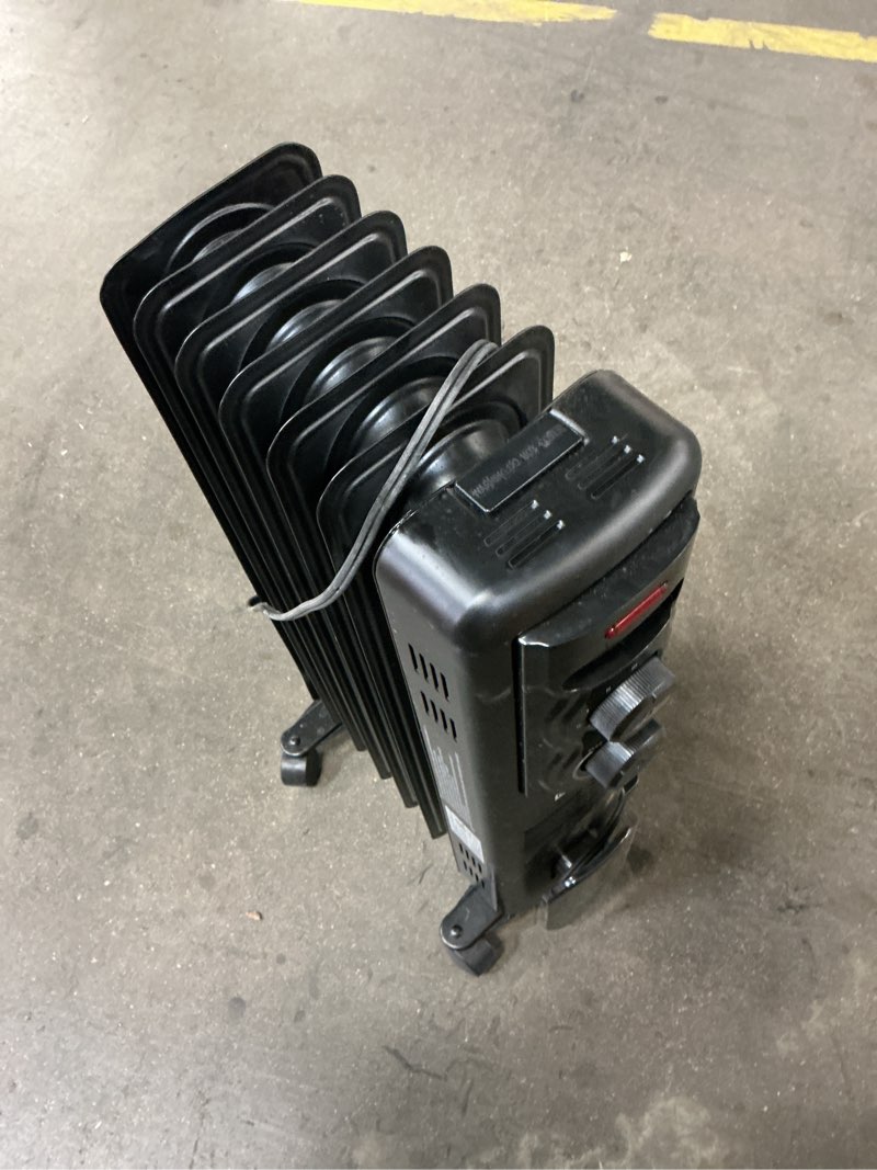 Condition photo showing As Is for UTILITECH OIL FILLED RADI NSC-7K1