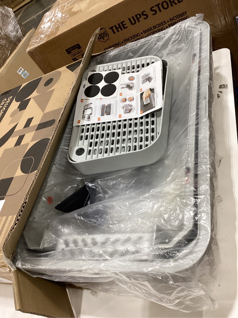 Condition photo showing New/Like New for FURTIME Stainless Steel Litter Box with Lid, XL Extra Large Enclosed Cat Litter Box for Big Cats, Metal Cat Box with High Sided Enclosure & Scoop, Front & Top Entry, Odor Free, Anti-Leakage, Silver