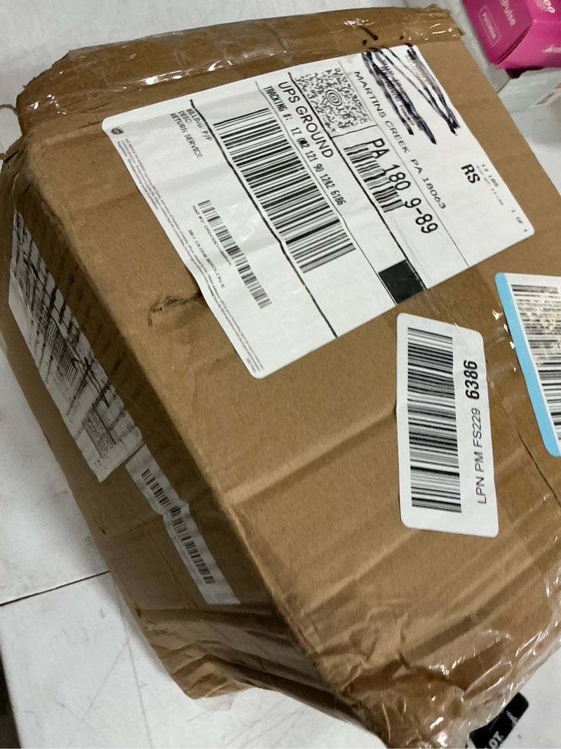 Condition photo showing New/Like New for heavy duty boat winch, 4500 lbs capacity, all steel construction with 2 inch x 32 feet nylon strap, manual hand crank for marine trailer loading