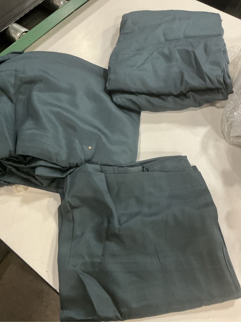 Condition photo showing Good Condition for quince, european bamboo sheet, set of 4 pcs/queen/nightfall
