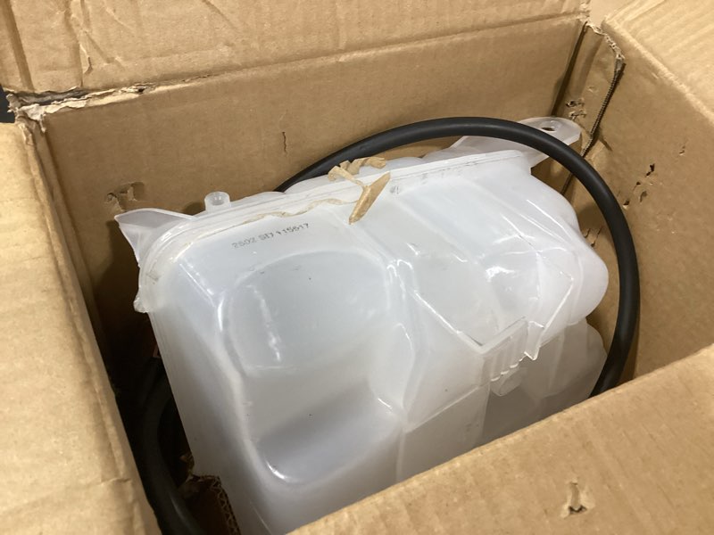 Condition photo showing As Is for similar  productscitoo 52079788ad engine coolant reservoir bottle coolant overflow tank fits for 2002 2003 2004 2005 2006 2007 for jeep liberty radiator tank 52079788ae w/cap & tubing