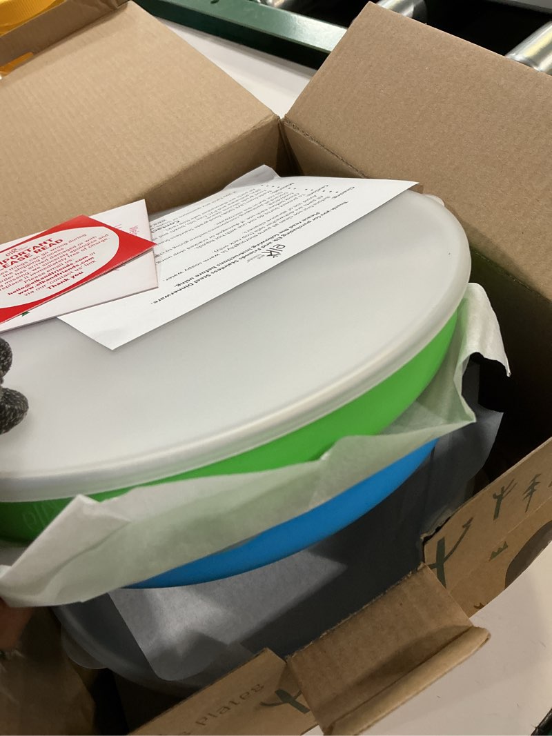 Condition photo showing Good Condition for Elk and Friends Stainless Steel Divided Plates with Silicone Sleeve for Babies & Toddlers | Lids Included | Stay Put Suction | Dinner & Snack Plates | 4 Pack Green/Orange/Blue/Yellow Suction Sleeve