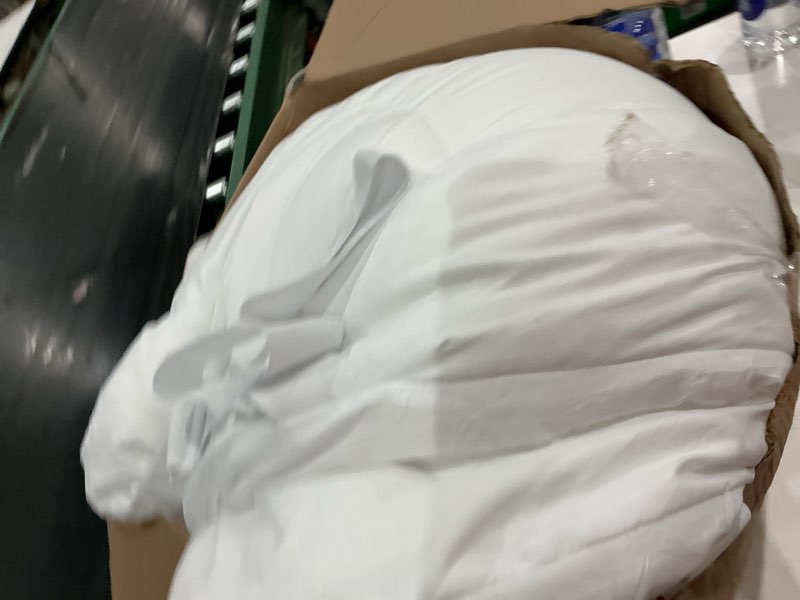 Condition photo showing Good Condition for niagara sleep solution cloud-like full size mattress topper - 100% cotton top mattress pad for back pain relief - breathable & naturally cooling for hot sleepers, white white full