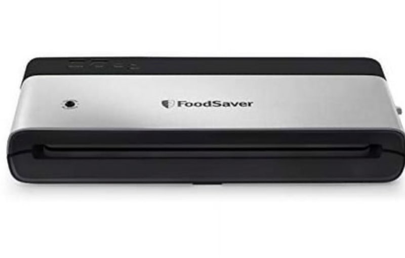 foodsaver vs0150 sealer powervac compact vacuum sealing machine  vertical storage  black