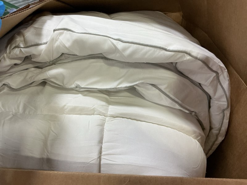 Condition photo showing Good Condition for 3 Inch Mattress Topper King Size Breathable Filled Soft Fluffy Supportive for Back Pain Relief, Bed 