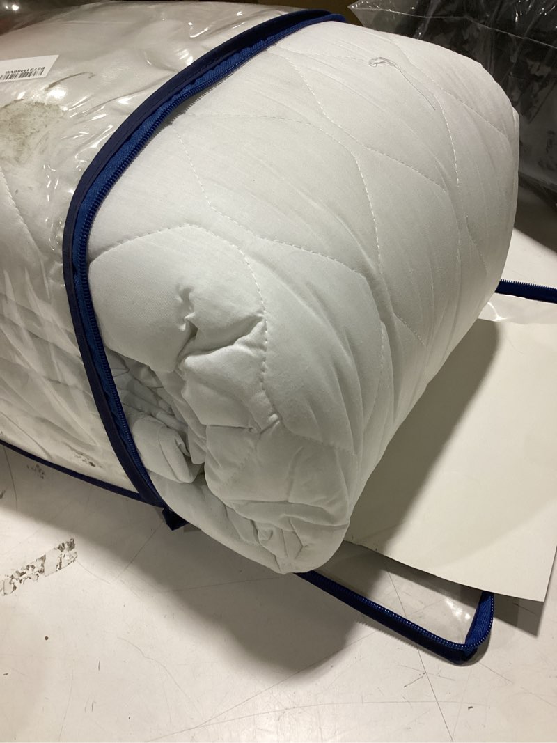 Condition photo showing Good Condition for marquess quilted heated mattress pad dual controller,10 heating levels fast heating?queen, white