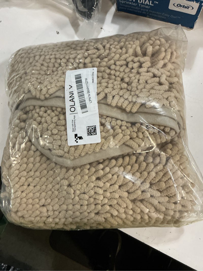 Condition photo showing Good Condition for olanly dog door mat for muddy paws 36x24, absorbs moisture and dirt, absorbent non-slip washable doormat, quick dry chenille mud mat for dogs, entry indoor entryway carpet for inside floor, beige beige solid 36" x 24"