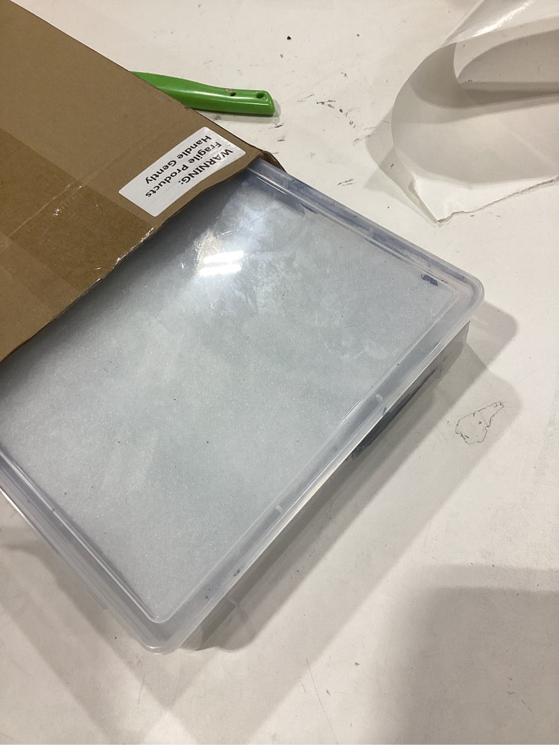 Condition photo showing Good Condition for Nuanchu 1 Set Handy Glass Oil Paint Palette Included 12.8 x 9.25 Inches Airtight Stay Wet Palette Container and 11.8 x 8.5 Inches Tempered Glass, Keeps Paint Fresh, Ideal for Travel Outdoor, Grey 12.8 x 9.25 Inches Gray 1